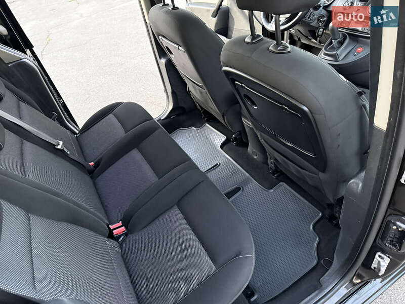 Минивэн Renault Kangoo 2016 в Днепре