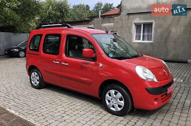 Минивэн Renault Kangoo 2012 в 