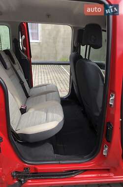 Минивэн Renault Kangoo 2012 в 