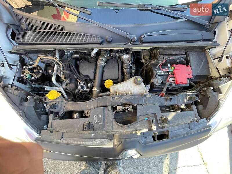 Минивэн Renault Kangoo 2014 в Киеве