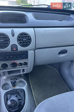 Минивэн Renault Kangoo 2005 в 