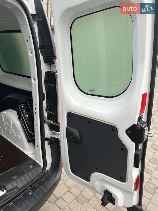 Вантажний фургон Renault Kangoo 2020 в Трускавці фото 10 Вантажний фургон Renault Kangoo 2020 в Трускавці
