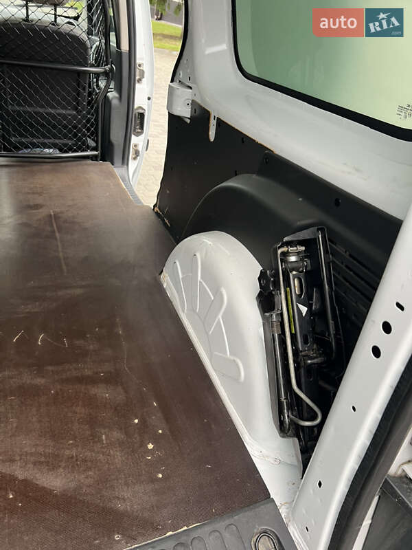 Вантажний фургон Renault Kangoo 2020 в Трускавці фото 13 Вантажний фургон Renault Kangoo 2020 в Трускавці