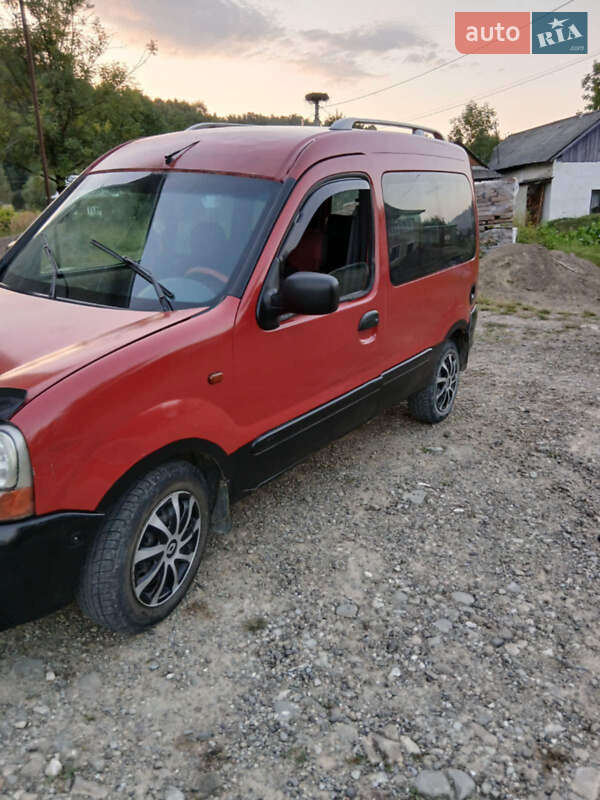 Минивэн Renault Kangoo 2000 в Косове