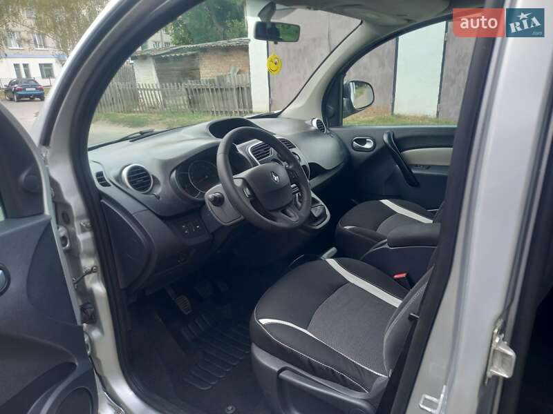 Минивэн Renault Kangoo 2015 в Звенигородке