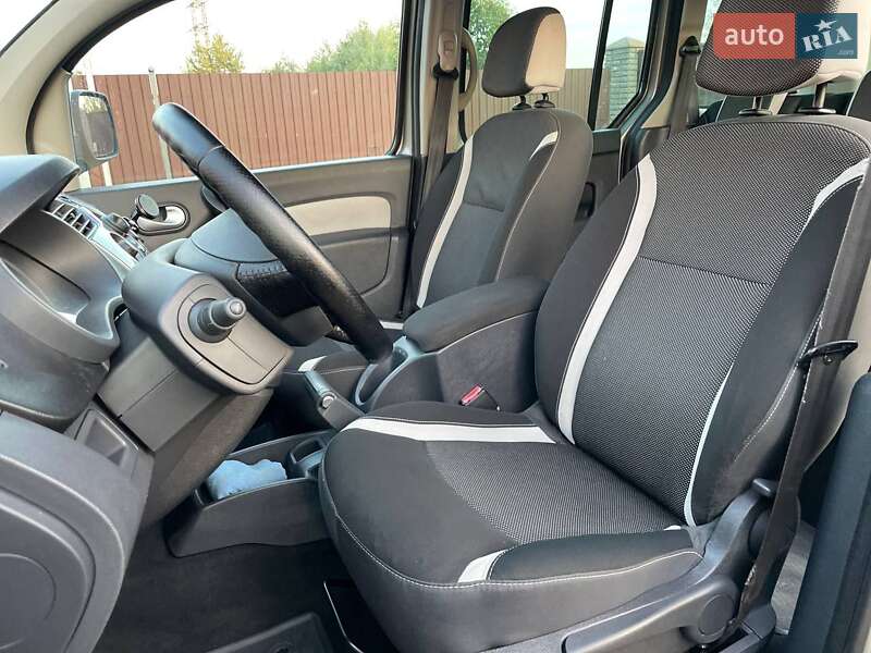 Минивэн Renault Kangoo 2011 в Калуше