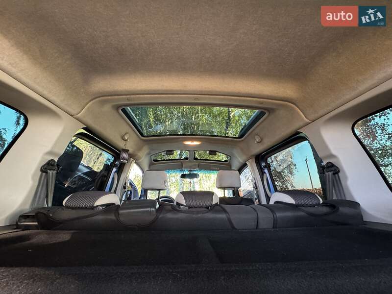 Мінівен Renault Kangoo 2013 в Чернігові