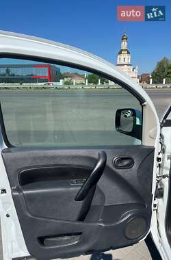 Минивэн Renault Kangoo 2011 в 