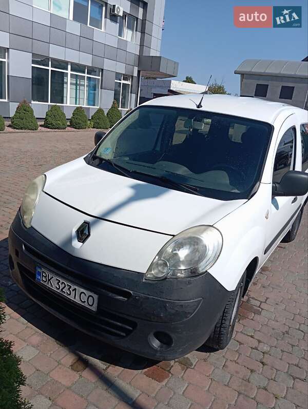 Минивэн Renault Kangoo 2008 в Сарнах