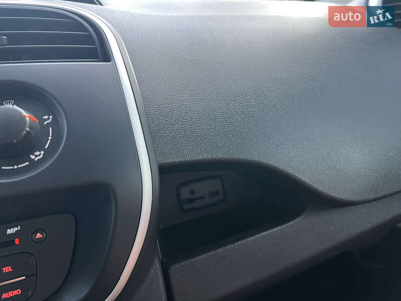 Грузовой фургон Renault Kangoo 2019 в Киеве