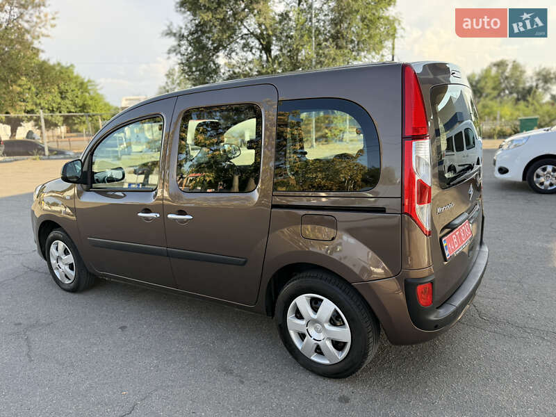 Мінівен Renault Kangoo 2015 в Дніпрі