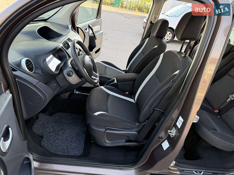 Мінівен Renault Kangoo 2015 в Дніпрі