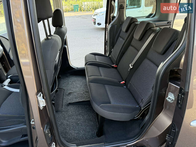 Мінівен Renault Kangoo 2015 в Дніпрі