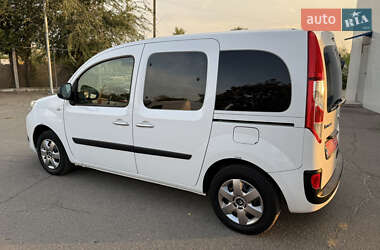 Минивэн Renault Kangoo 2015 в 