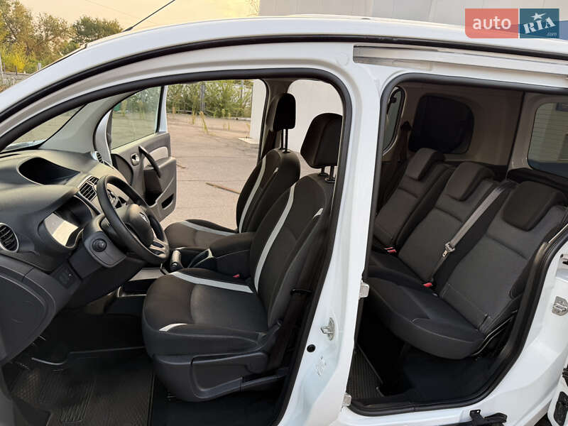 Минивэн Renault Kangoo 2015 в Днепре