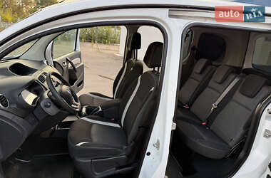 Минивэн Renault Kangoo 2015 в 