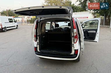 Минивэн Renault Kangoo 2015 в 