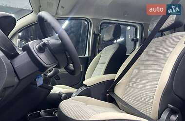 Минивэн Renault Kangoo 2012 в 