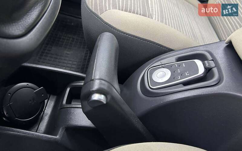 Минивэн Renault Kangoo 2012 в Черновцах
