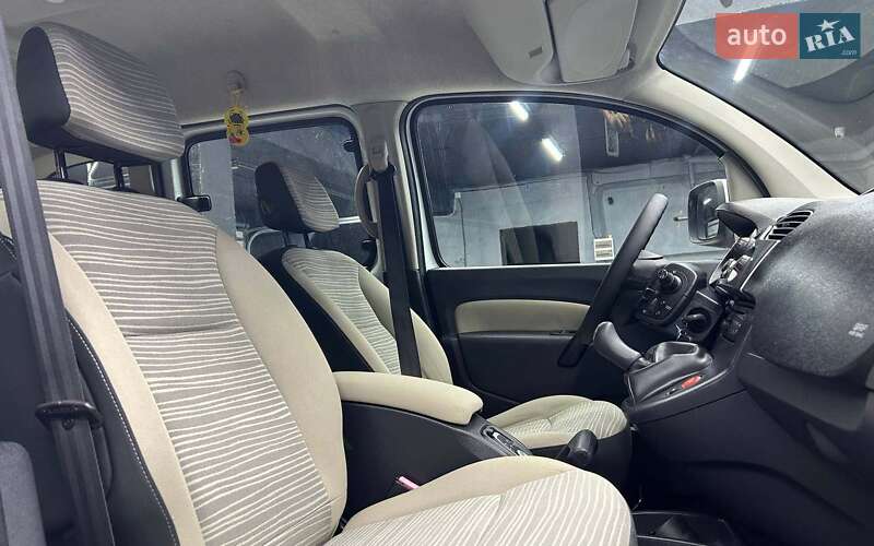 Минивэн Renault Kangoo 2012 в Черновцах