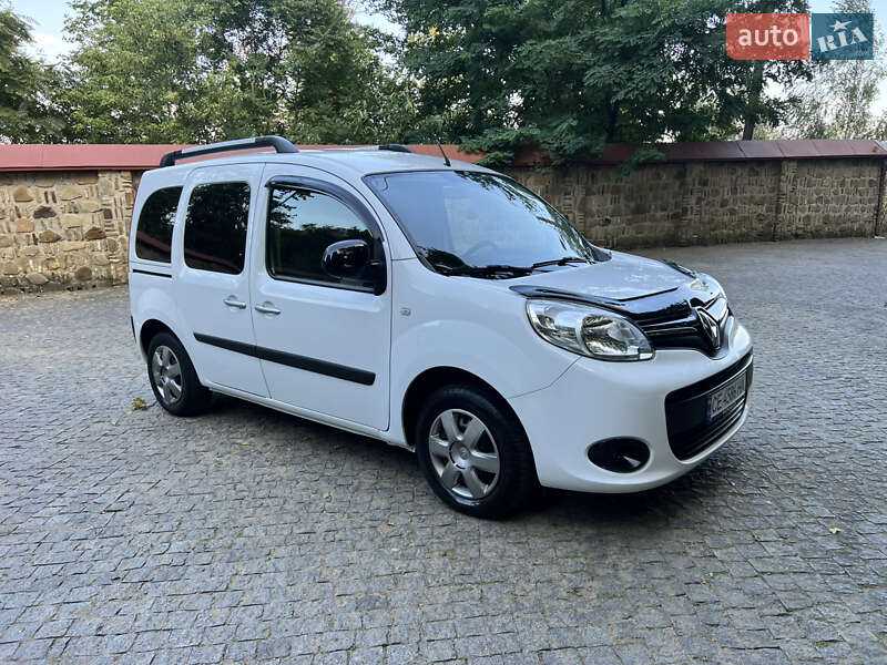 Мінівен Renault Kangoo 2017 в Чернівцях