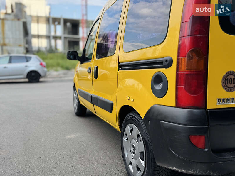 Минивэн Renault Kangoo 2003 в Киеве