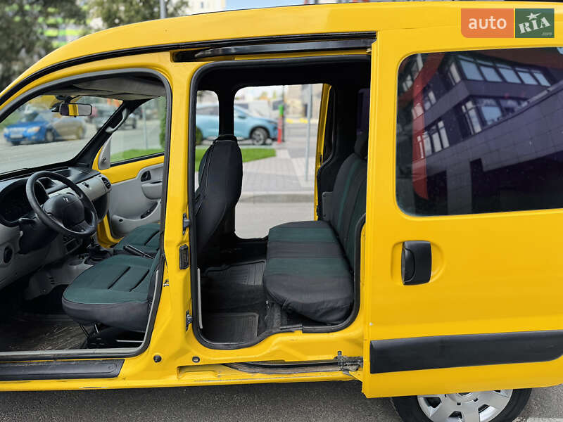 Минивэн Renault Kangoo 2003 в Киеве