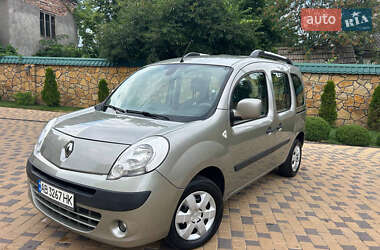 Минивэн Renault Kangoo 2010 в Могилев-Подольске