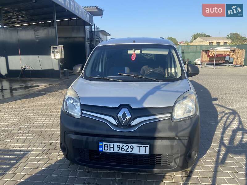 Вантажний фургон Renault Kangoo 2015 в Одесі