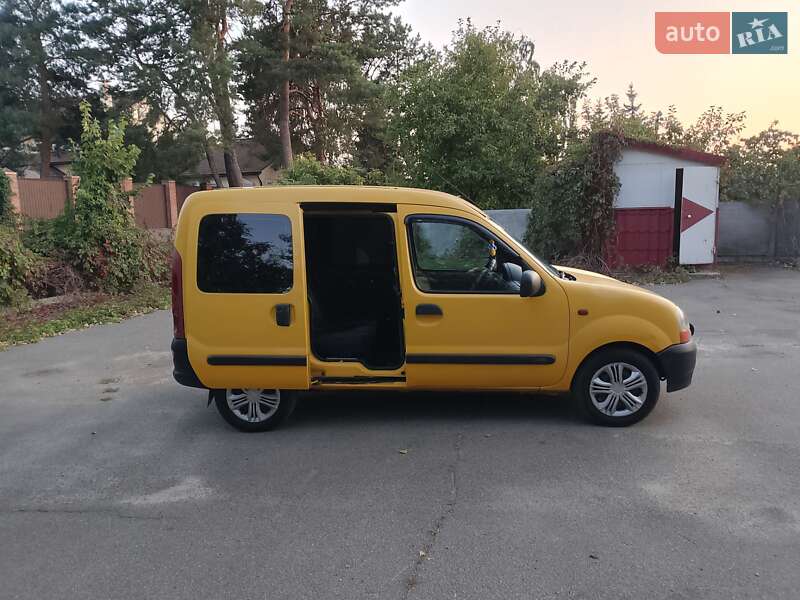 Минивэн Renault Kangoo 2000 в 