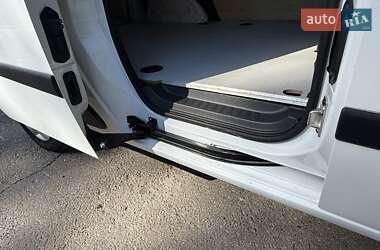 Грузовой фургон Renault Kangoo 2019 в 