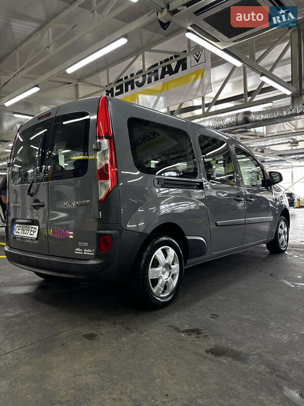Мінівен Renault Kangoo 2015 в Чернівцях