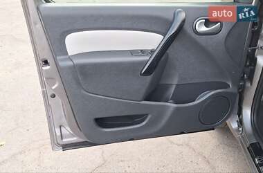 Минивэн Renault Kangoo 2016 в 