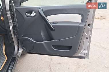 Минивэн Renault Kangoo 2016 в 