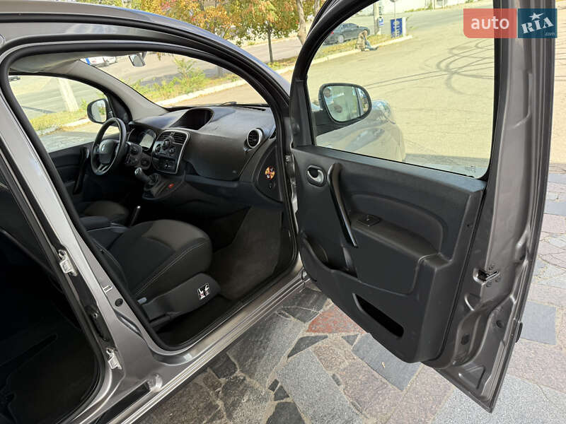 Минивэн Renault Kangoo 2017 в Днепре