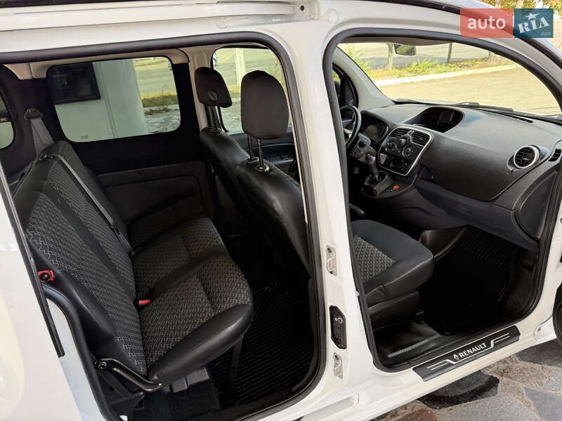 Мінівен Renault Kangoo 2014 в Дніпрі