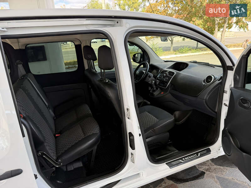 Мінівен Renault Kangoo 2014 в Дніпрі