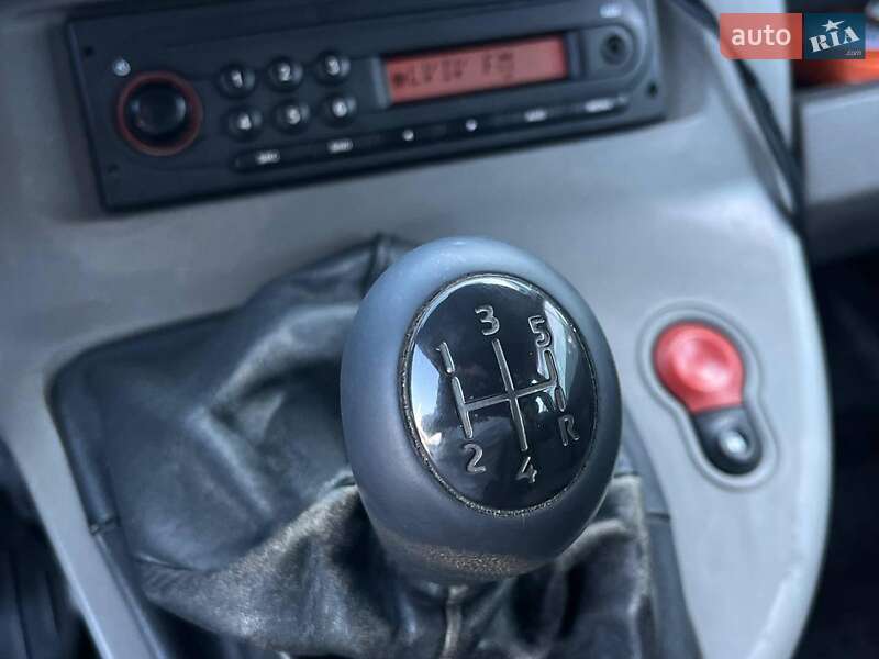 Минивэн Renault Kangoo 2010 в Львове