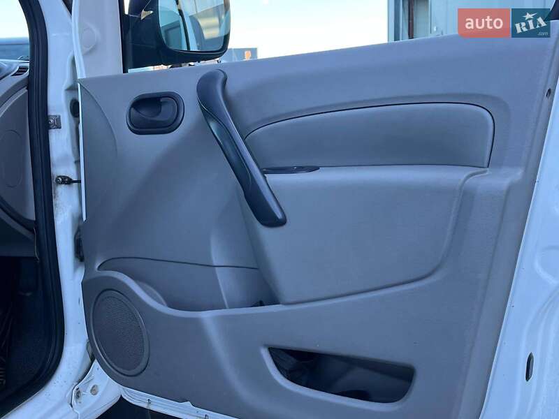 Минивэн Renault Kangoo 2010 в Львове