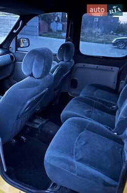 Минивэн Renault Kangoo 2003 в 