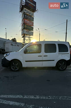 Минивэн Renault Kangoo 2013 в 