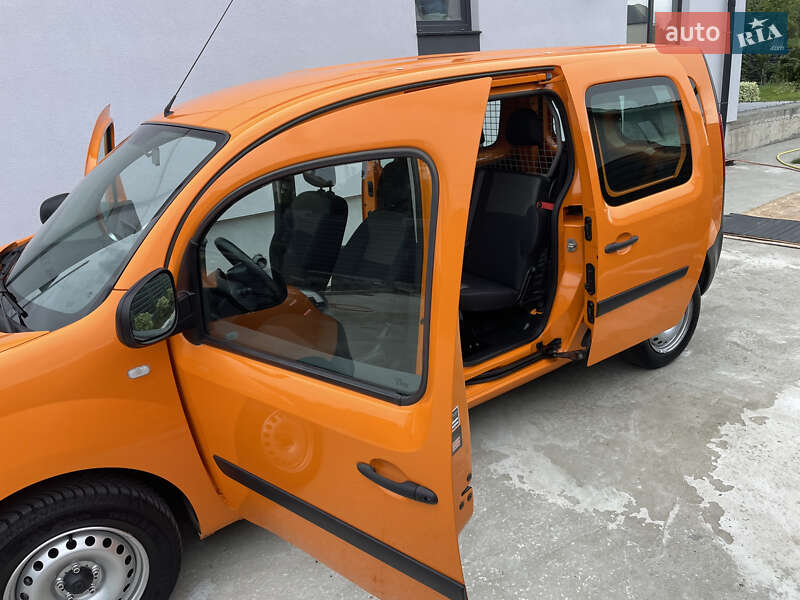 Минивэн Renault Kangoo 2017 в Киеве