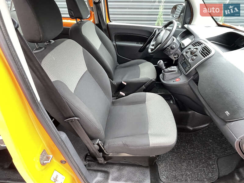 Минивэн Renault Kangoo 2017 в Киеве