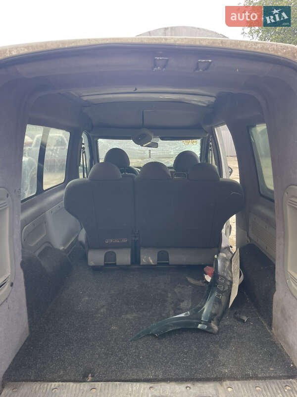 Минивэн Renault Kangoo 2006 в Измаиле