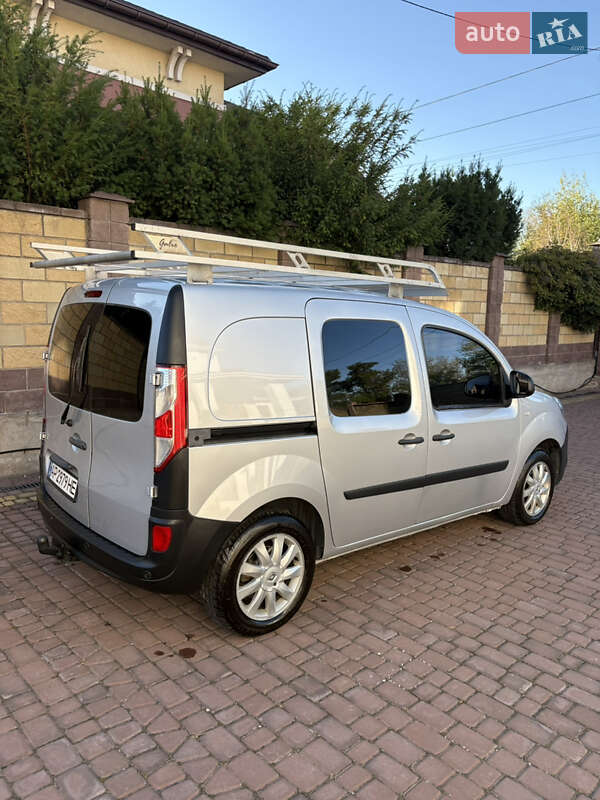 Грузопассажирский фургон Renault Kangoo 2015 в Запорожье