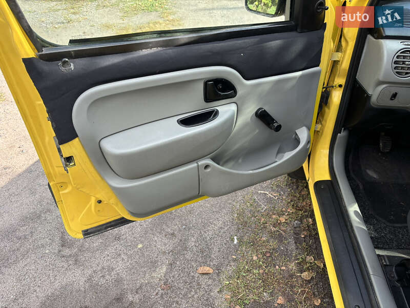 Грузовой фургон Renault Kangoo 2007 в Виннице