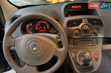 Минивэн Renault Kangoo 2008 в 