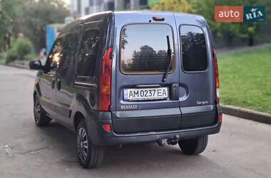 Минивэн Renault Kangoo 2003 в 