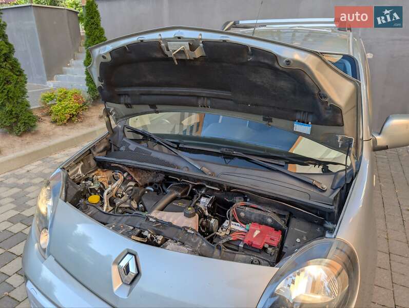 Минивэн Renault Kangoo 2011 в Ивано-Франковске