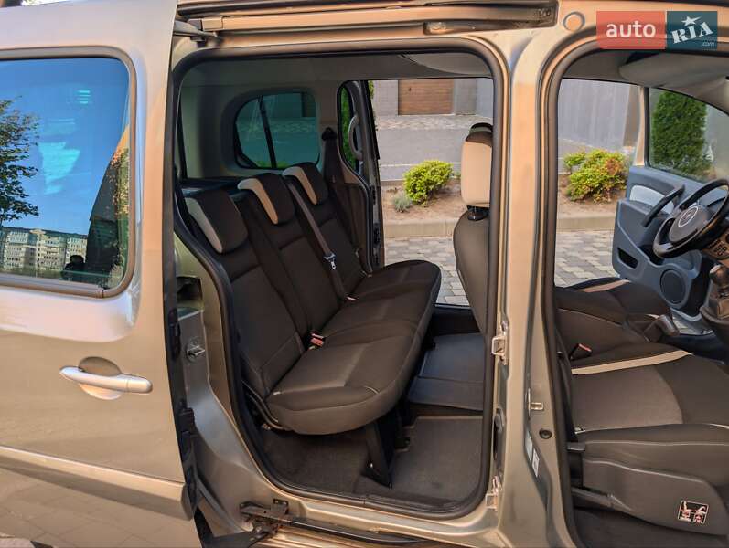 Минивэн Renault Kangoo 2011 в Ивано-Франковске